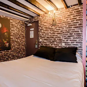 Absolute Republique Hotell