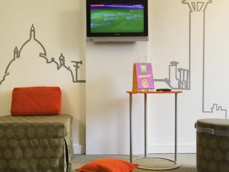 Ibis Styles Paris Gare De L'Est Chateau Landon 3*,