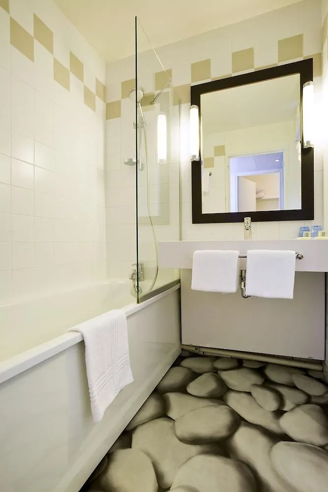 Ibis Styles Paris Gare De L'Est Chateau Landon 3*,  France