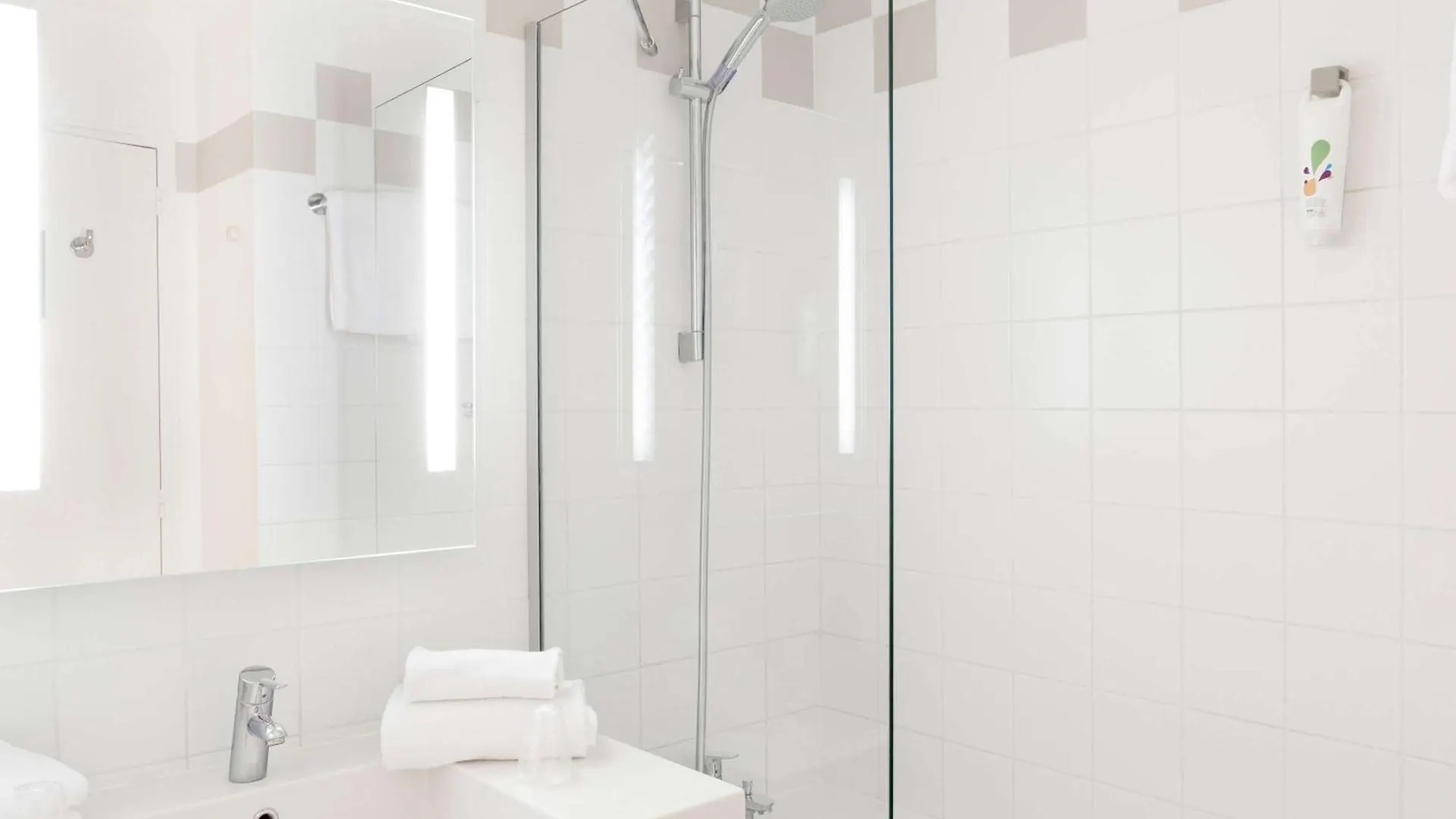 Ibis Styles Paris Gare De L'Est Chateau Landon 3*,